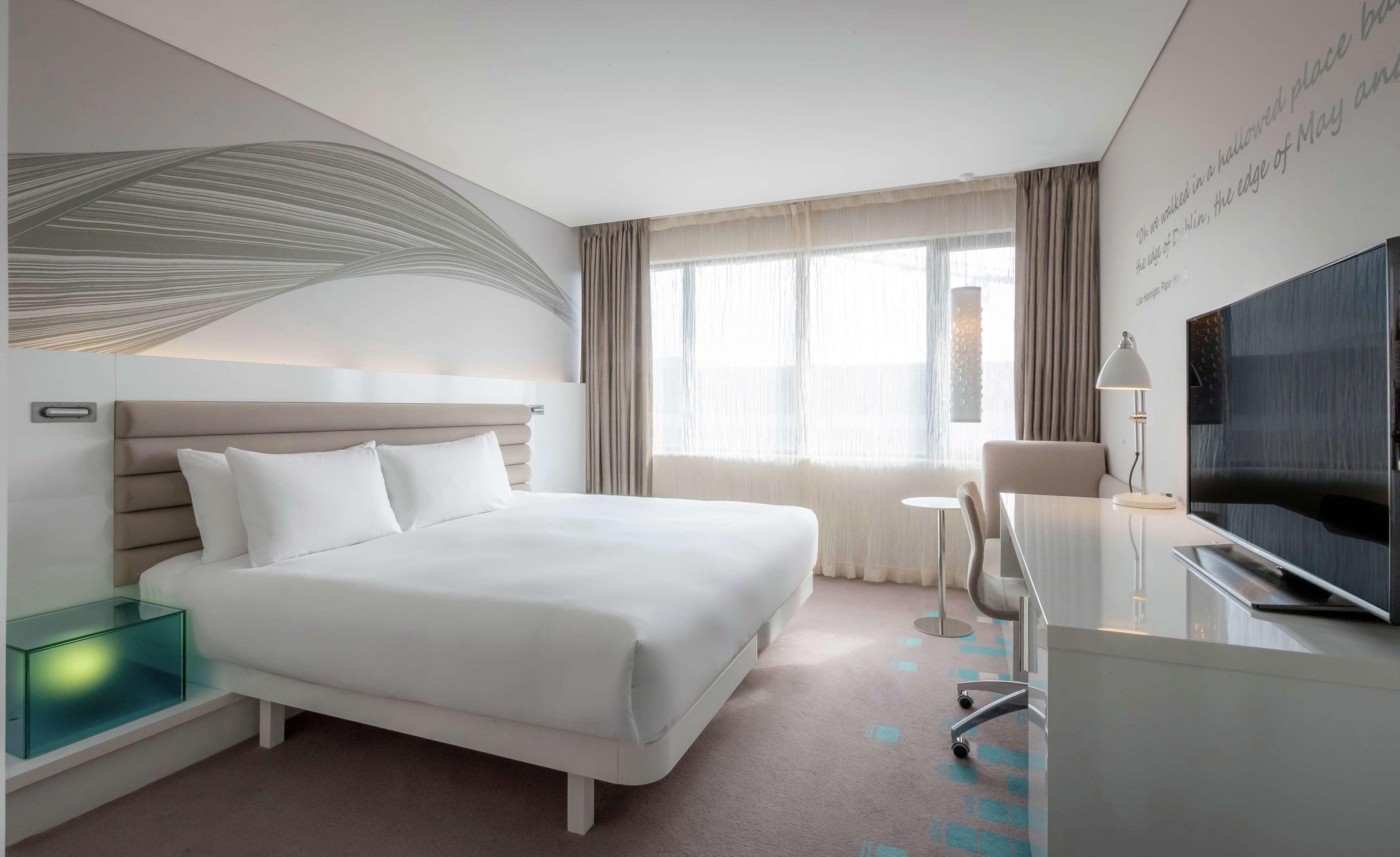 ذا موريسون دبلن - أحد فنادق دبل تري باي هيلتون المظهر الخارجي الصورة A room at the hotel