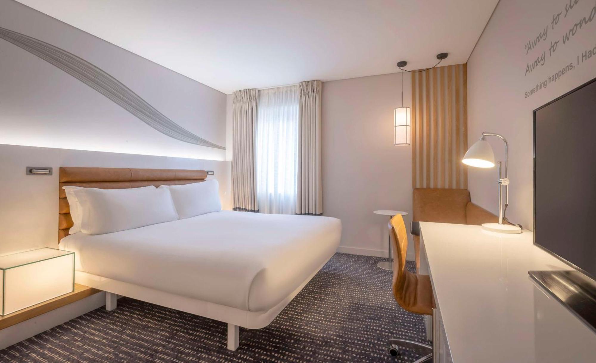 ذا موريسون دبلن - أحد فنادق دبل تري باي هيلتون المظهر الخارجي الصورة A room at the hotel
