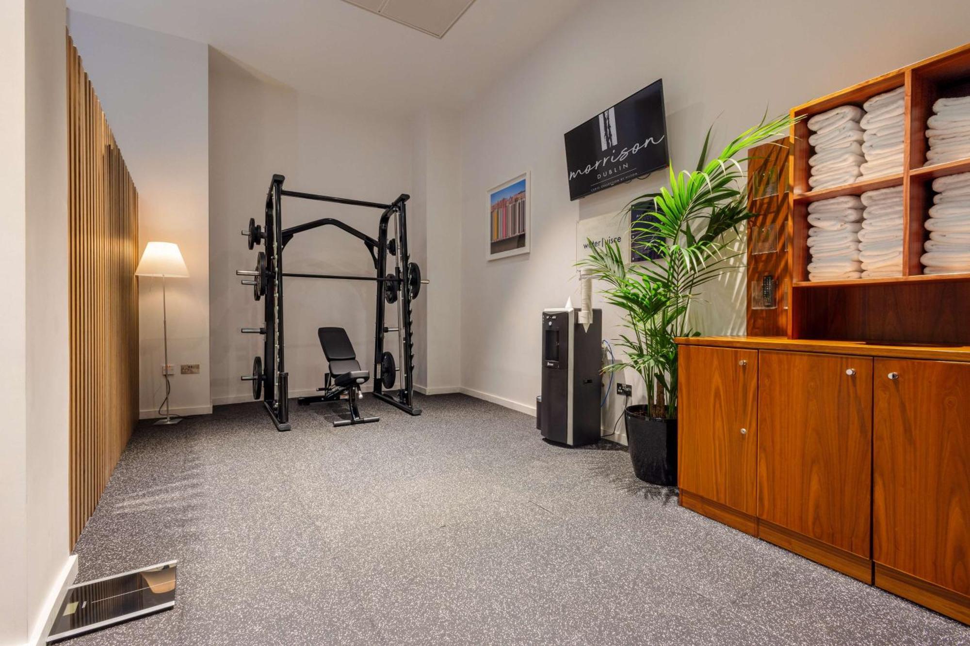 ذا موريسون دبلن - أحد فنادق دبل تري باي هيلتون المظهر الخارجي الصورة A typical treatment room at a physiotherapy clinic